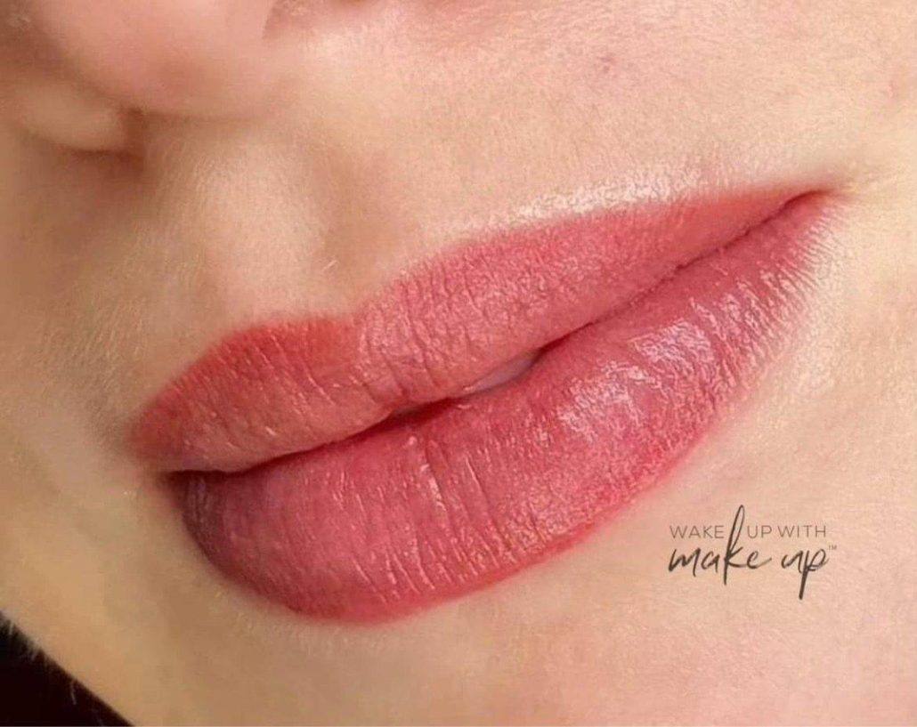 Permanent lipstick tattooing